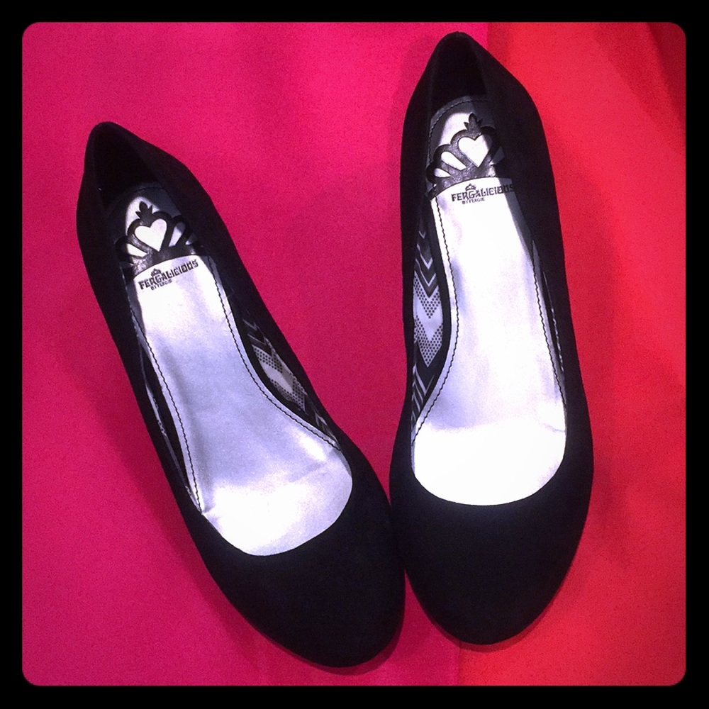 🖤Fergalicious Black wedges🖤
